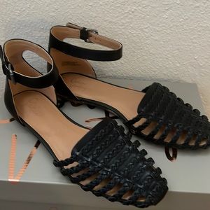 Crown vintage New peasant sandal black size 7.5